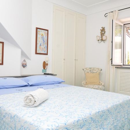 Augustus Park Capri Center Apartment Bagian luar foto