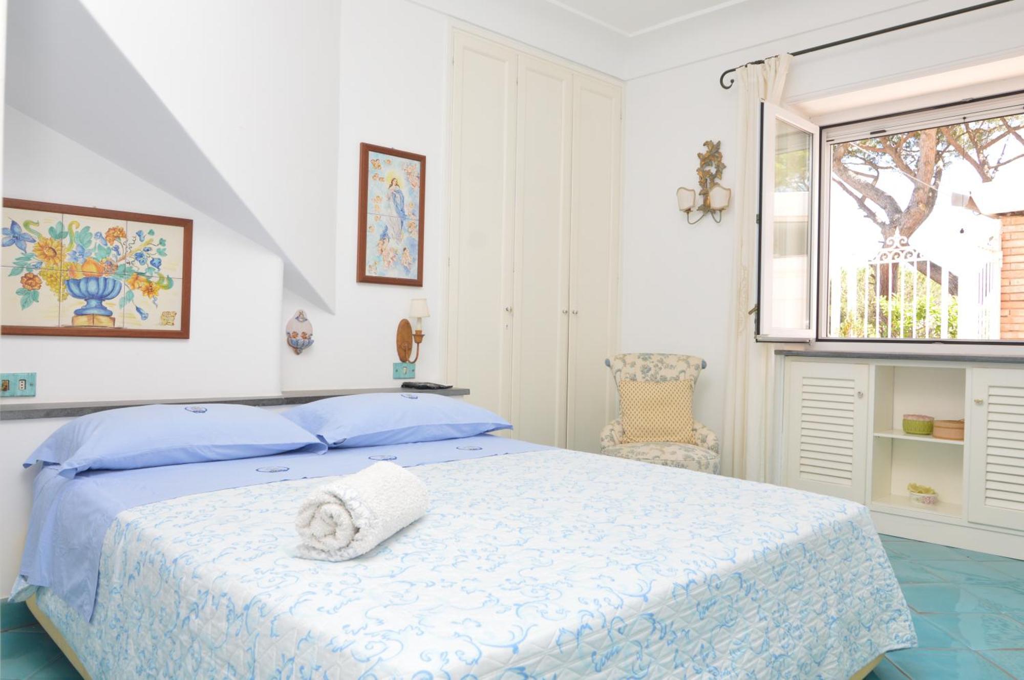 Augustus Park Capri Center Apartment Bagian luar foto